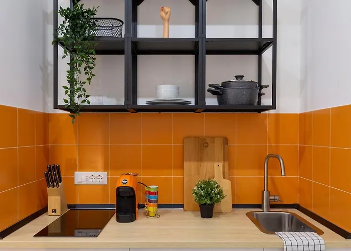 Quiet In The Heart Of The * Триест